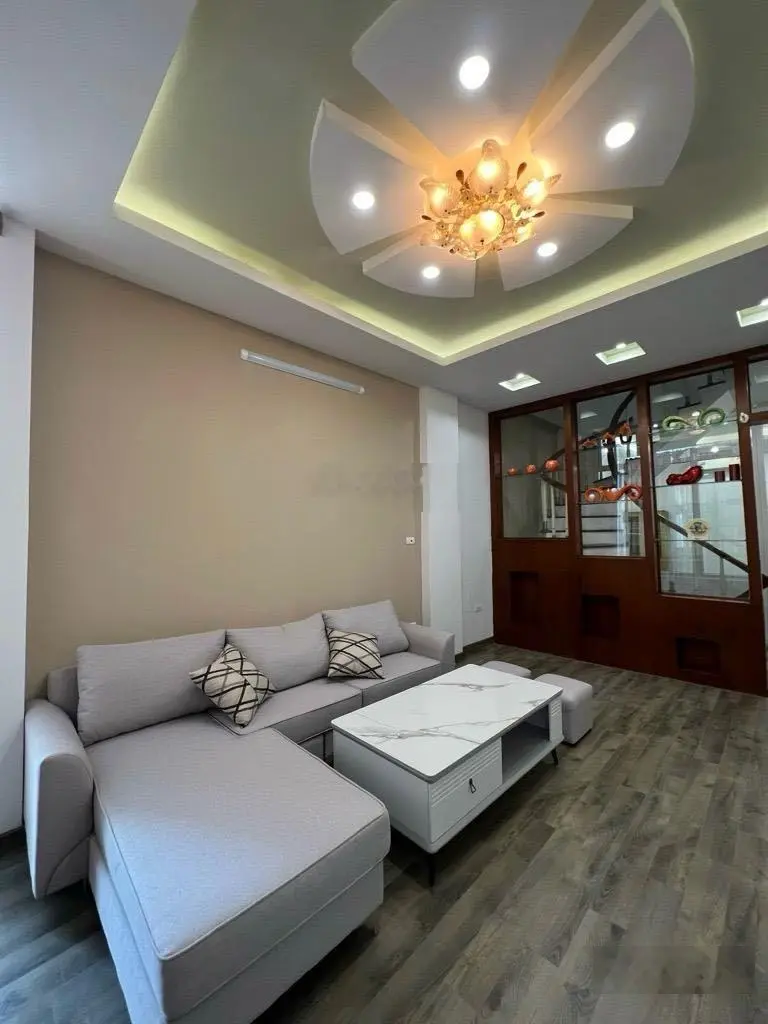 Bán nhà đẹp phố Nguyễn Khang, Cầu Giấy, ôtô tránh, Kinh Doanh DT 43m2 x6tầng MT 4.2m, 10.5 tỷ TL