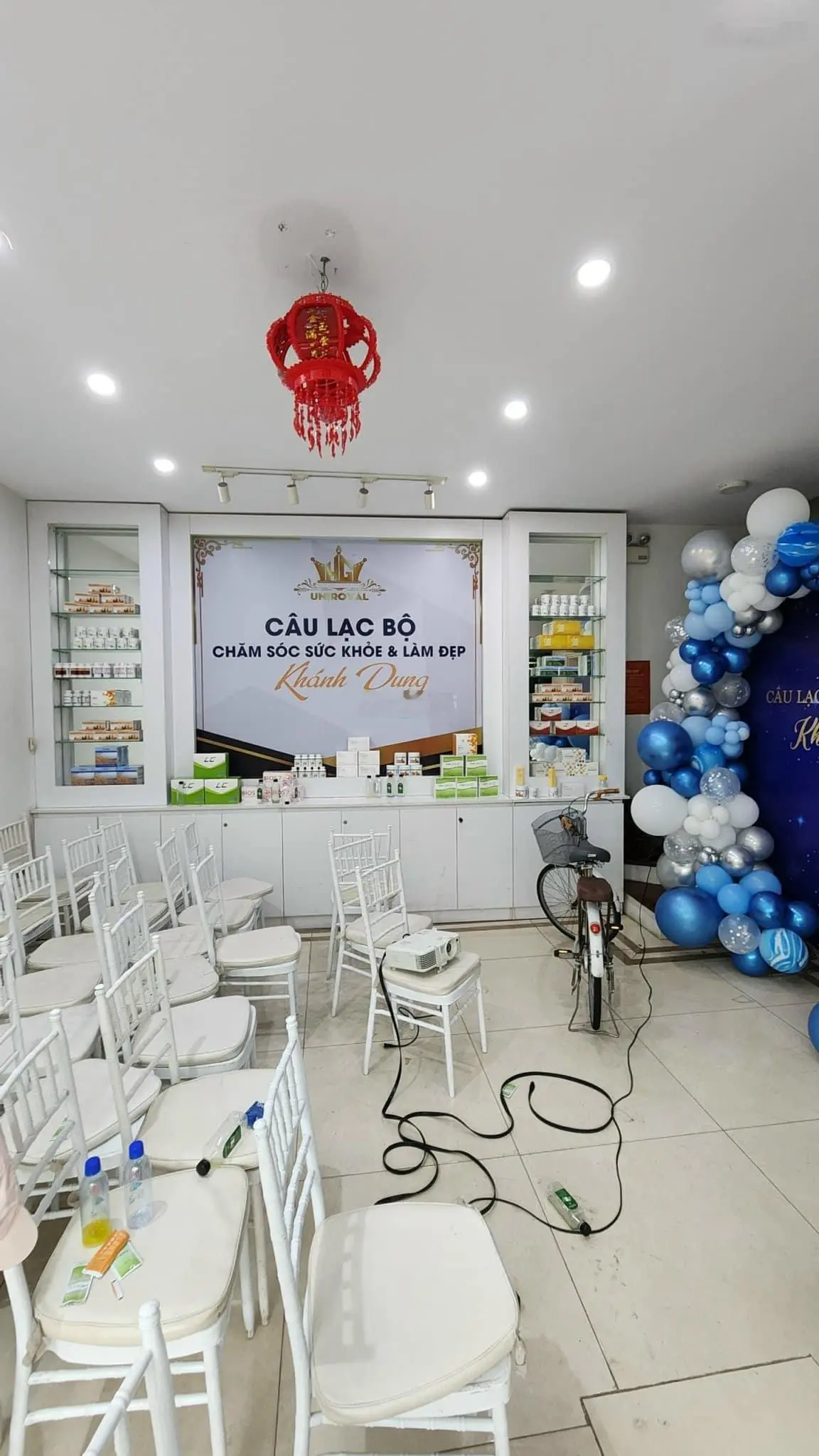 Bán nhà phố víp Đê La Thành-Đống Đa kinh doanh đỉnh,oto tránh,ngõ thông 70m2/4T/5.5mMT 12 tỷ cóTL