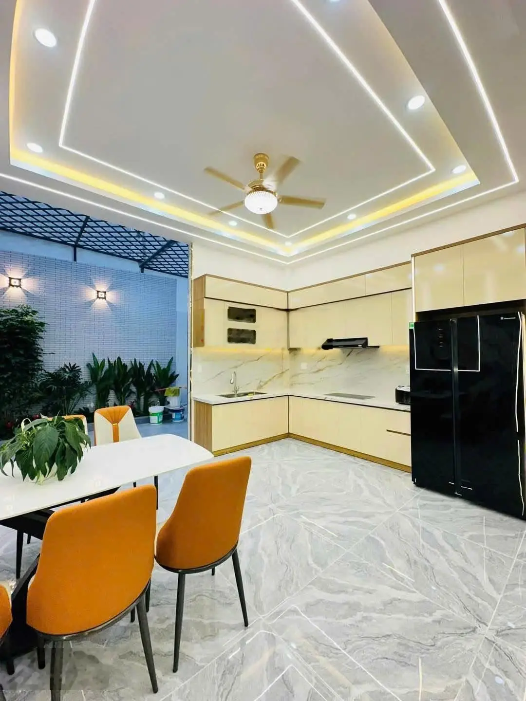 Bán gấp nhà Trần Lựu, An Phú, Quận 2. GIÁ 3TỶ8. DT 48m2. Đang cho thuê 28tr/th. 1T2L SHR