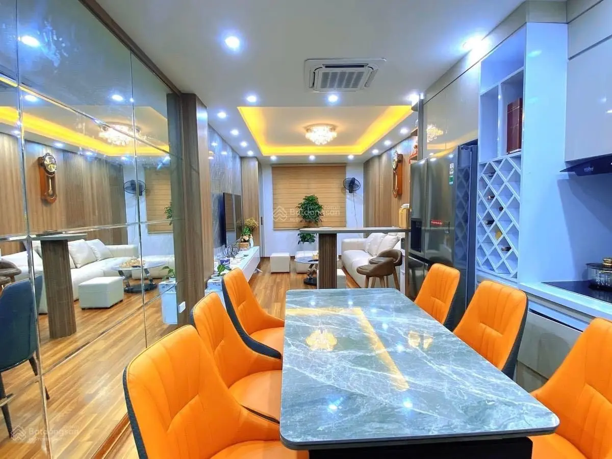 Bán nhà Tây Sơn - Ngã Tư Sở, kinh doanh đỉnh 50m2/5m mặt phố, 13 tỷ có TL
