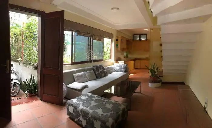 Bán Nhà Riêng Tại Đường Âu Cơ, 7,7 Tỷ VND, 45m2, Mặt Tiền 4m