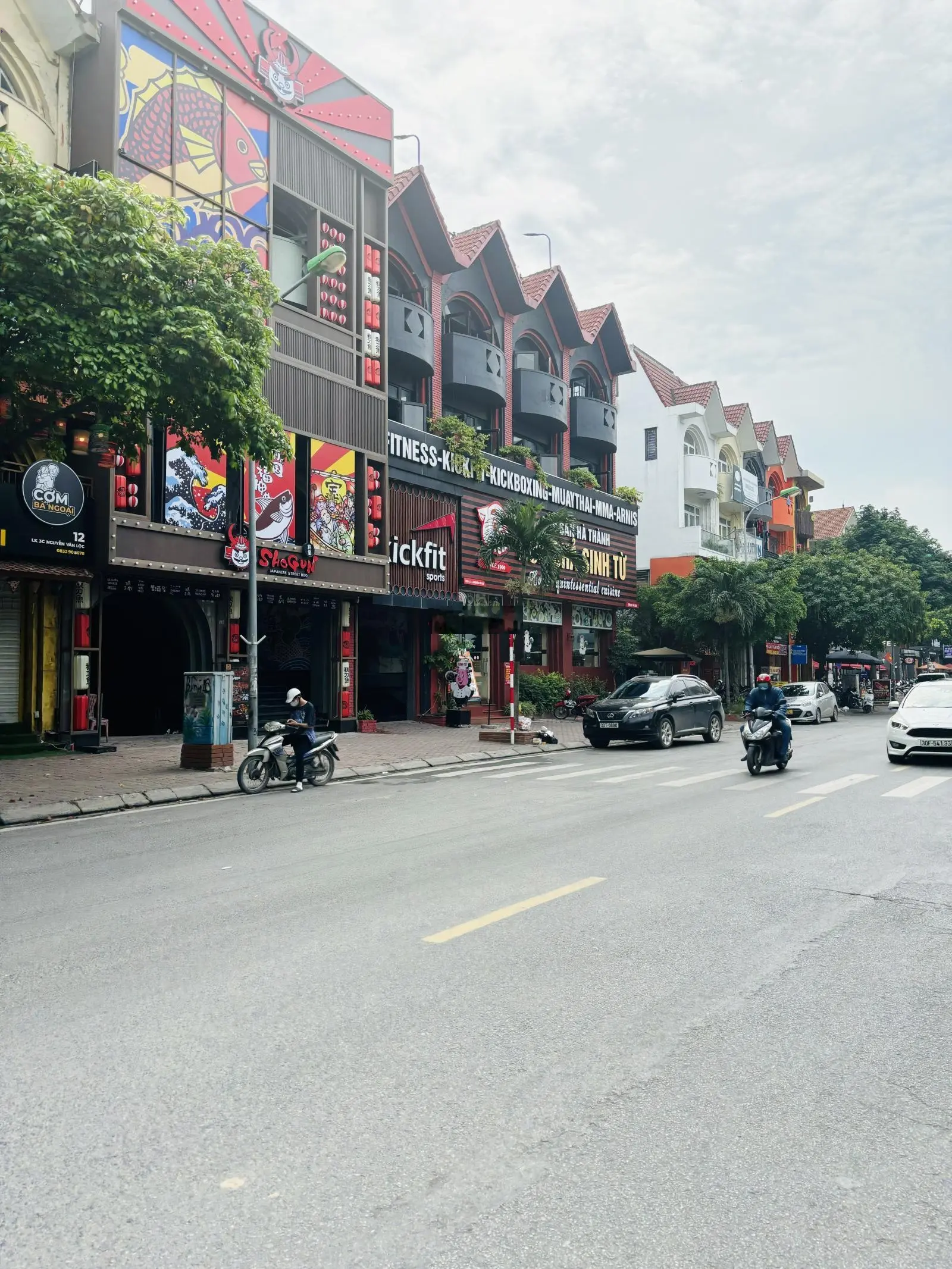 Bán Nhà Mặt Phố Nguyễn Văn Lộc, Làng Việt Kiều Châu Âu. 95m, 4 tầng, Mặt tiề 5.5m, 42 tỷ.