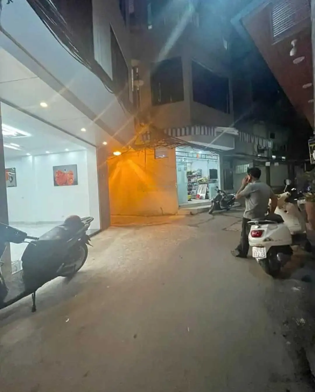 Lô Góc kinh doanh đắc địa, Khương Đình, Thanh Xuân, 39m2, 5 tầng, giá 6.x tỷ, Ô tô, gần xe Buýt