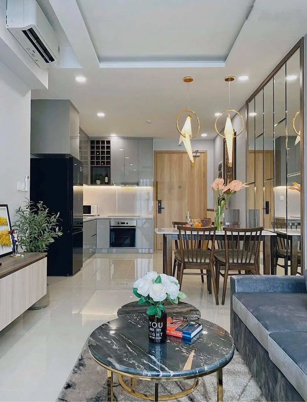 Chính chủ Kẹt cần bán gấp căn Emerald 71m2, 2PN - 2WC view thoáng mát