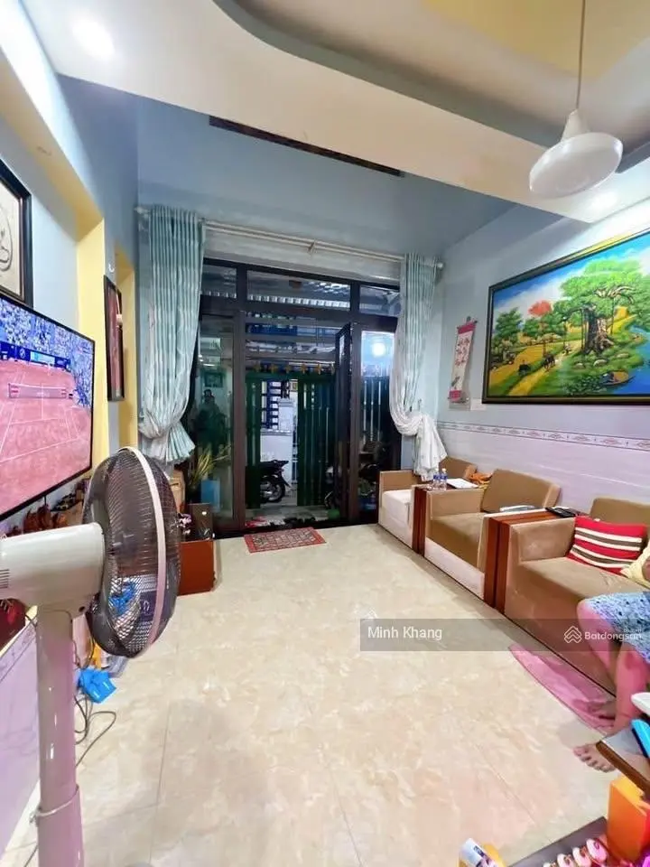 Kẹt tiền bán gấp nhà Giá 2 tỷ 985 đường Vườn Chuối, Phường 4, Quận 3, Diện tích 46.8m2