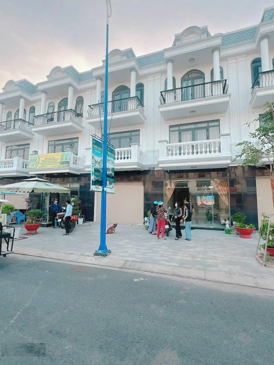 Bán shophouse view đẹp tại Thăng Long Central City, 3,3 tỷ, 100m2