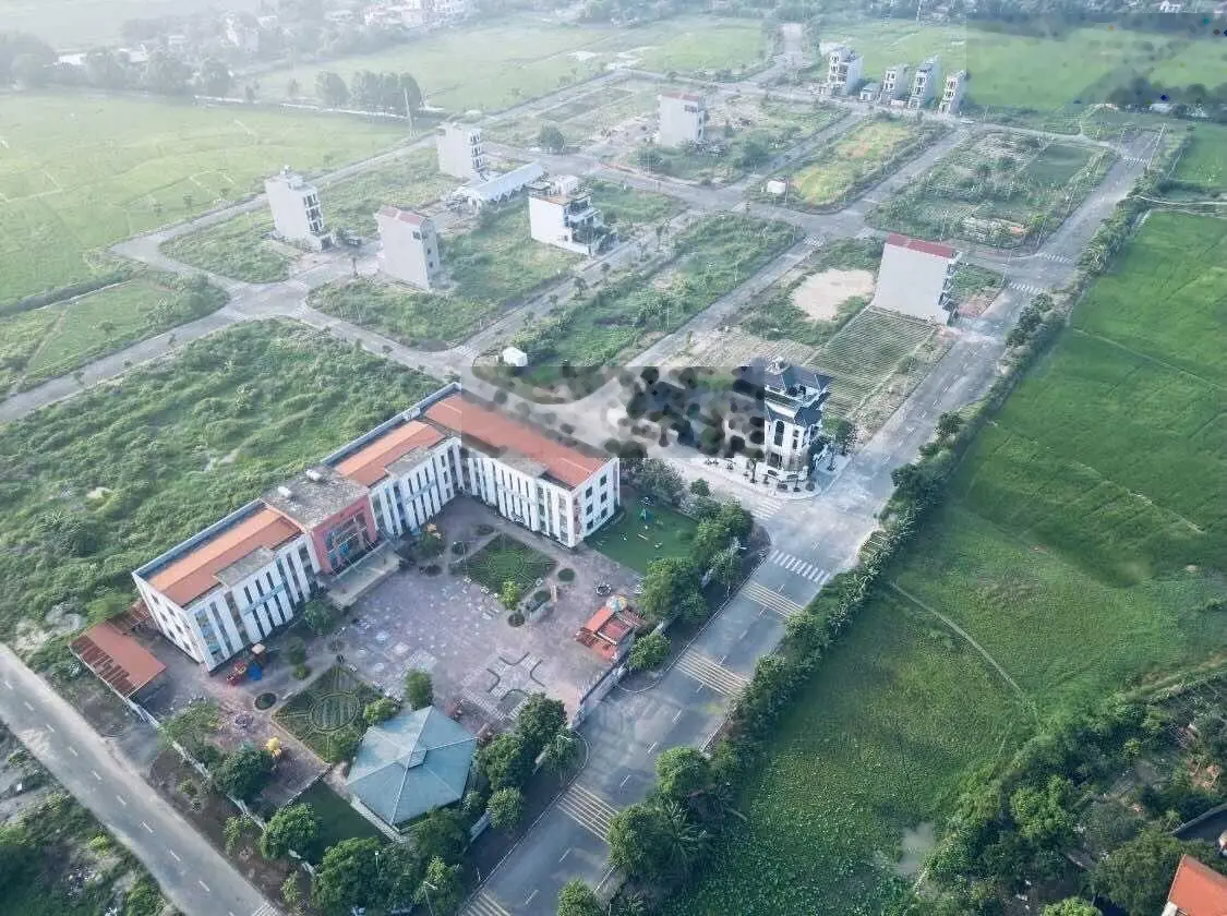 Bán lô 90m2 đấu giá Kim Chân, thành phố Bắc Ninh trục đường 10,5m