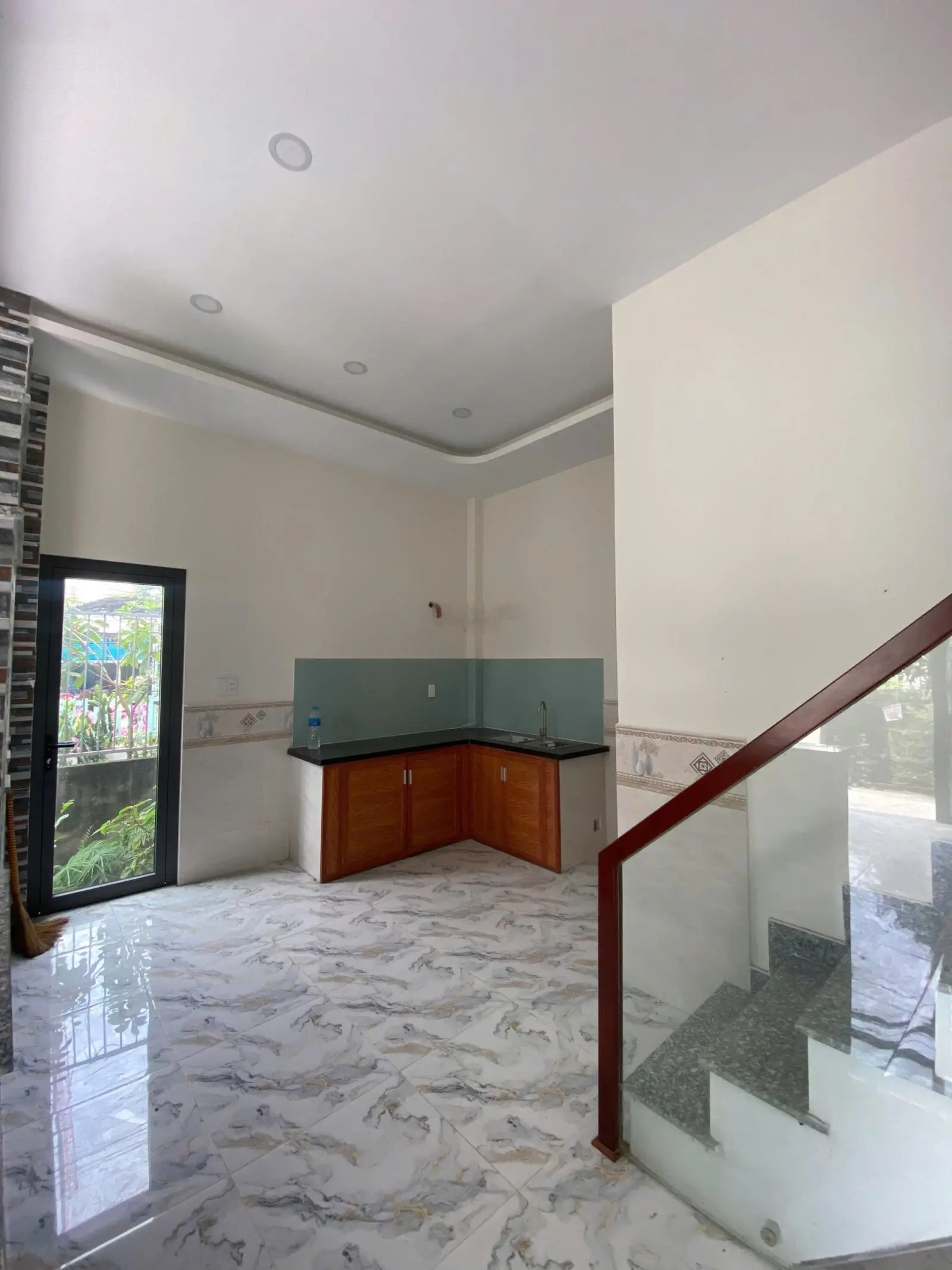 Bán nhà 1 trệt 1 lầu ngay khu bến đò, phường Linh Đông, Thủ Đức, giá chỉ 2,8 tỷ