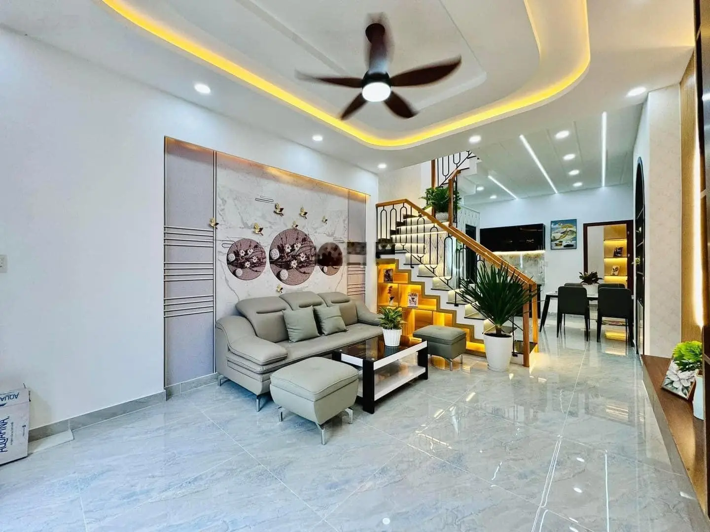 Cần Bán Nhà Mặt Tiền Đường Trần Hưng Đạo (1trệt1 lầu,giá 980 triệu) Dĩ An Ngay Ga Dĩ An Sổ Hồng Sẵn