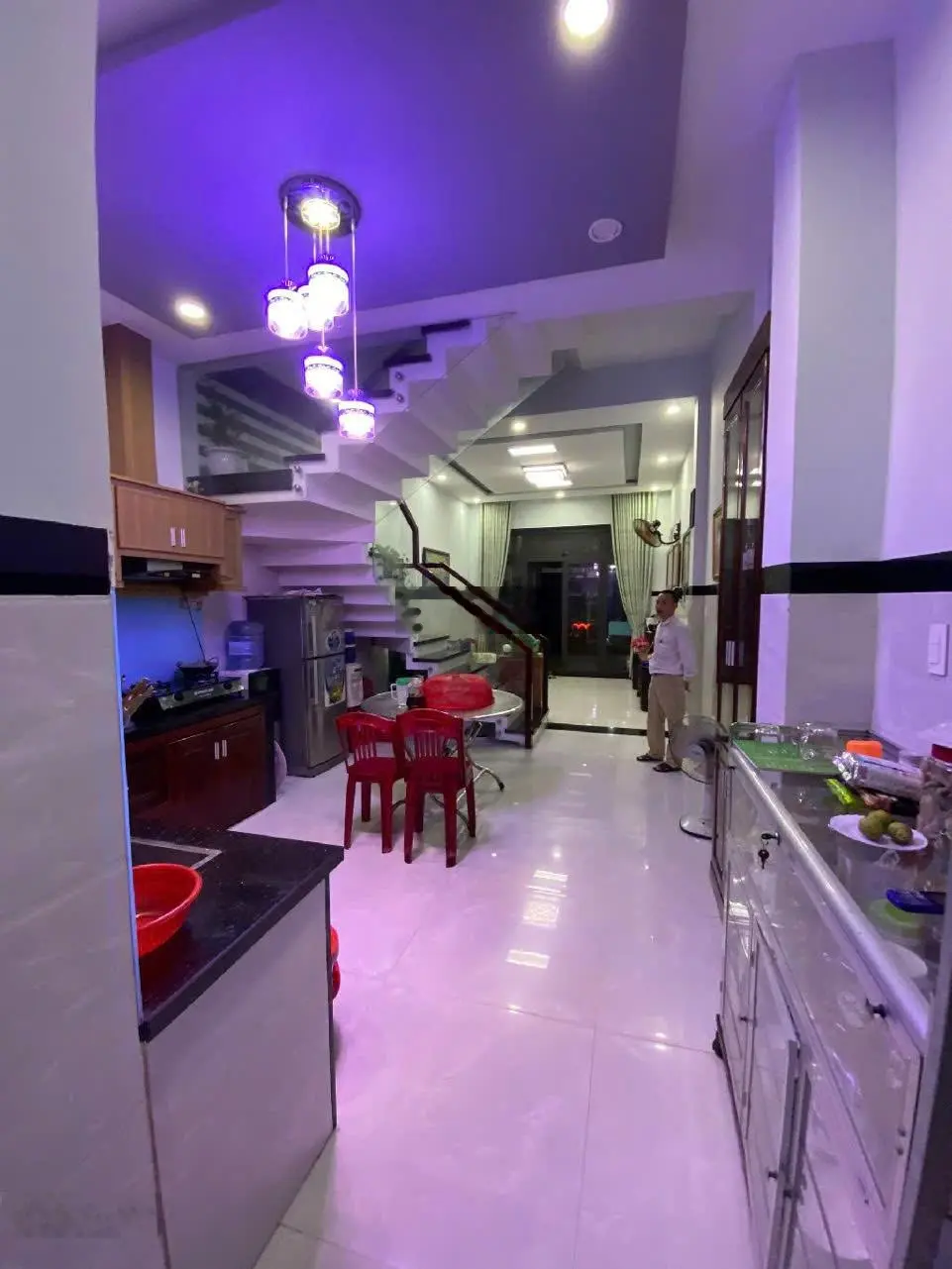 Giảm sâu 1 tỷ - bán nhà đẹp 3 tầng x 95m2 vuông vức nở hậu đường Nguyễn Duy Hiệu chỉ nhỉnh 6 tỷ