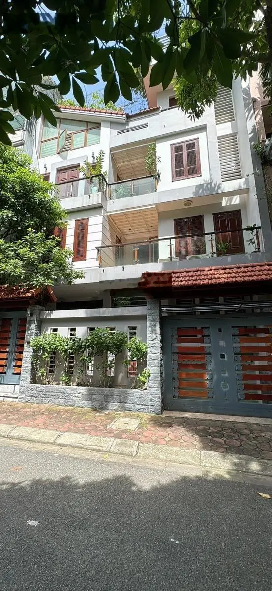 Bán BT 120m2, 59 tỷ, 7PN, 6WC tại Trần Kim Xuyến, Trung Hòa, Cầu Giấy, Hà Nội - Chính chủ
