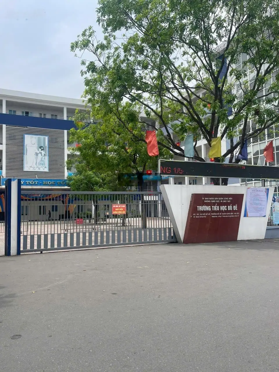 Cần bán nhà bồ đề long biên hà nội.