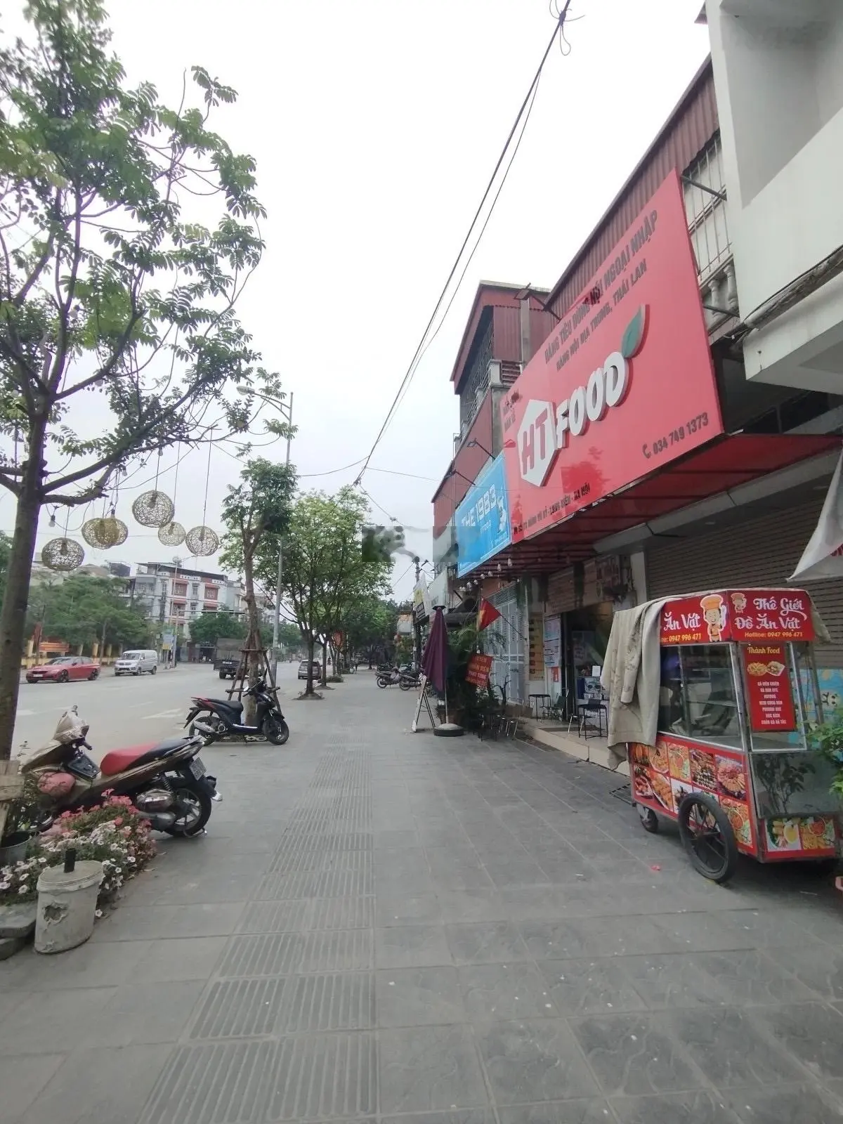 Mặt phố Đặng Vũ Hỷ - vỉa hè rộng 7m - nhà 5 tầng mới - kinh doanh đỉnh