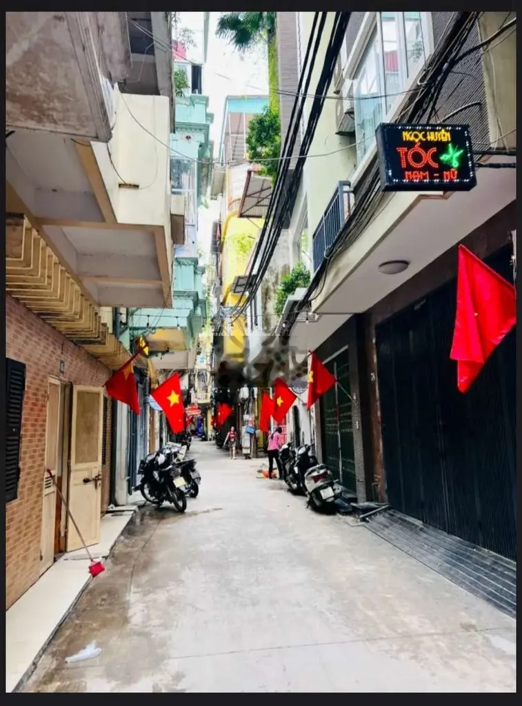 Bán nhà Nguyễn Lương Bằng diện tích 72m, 7tầng thang máy .