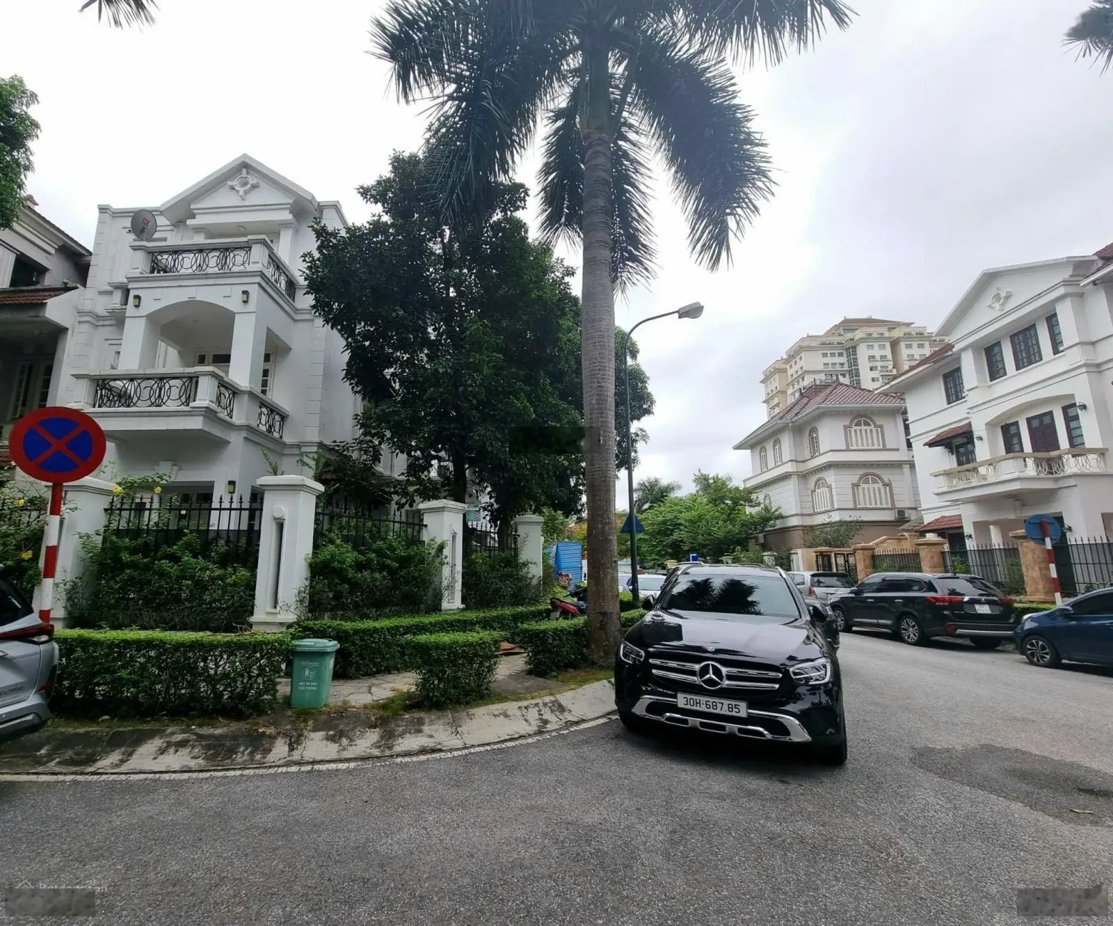 Cô của em cần bán căn Biệt thự Lô C1 KĐT Ciputra lô góc DT 245m2