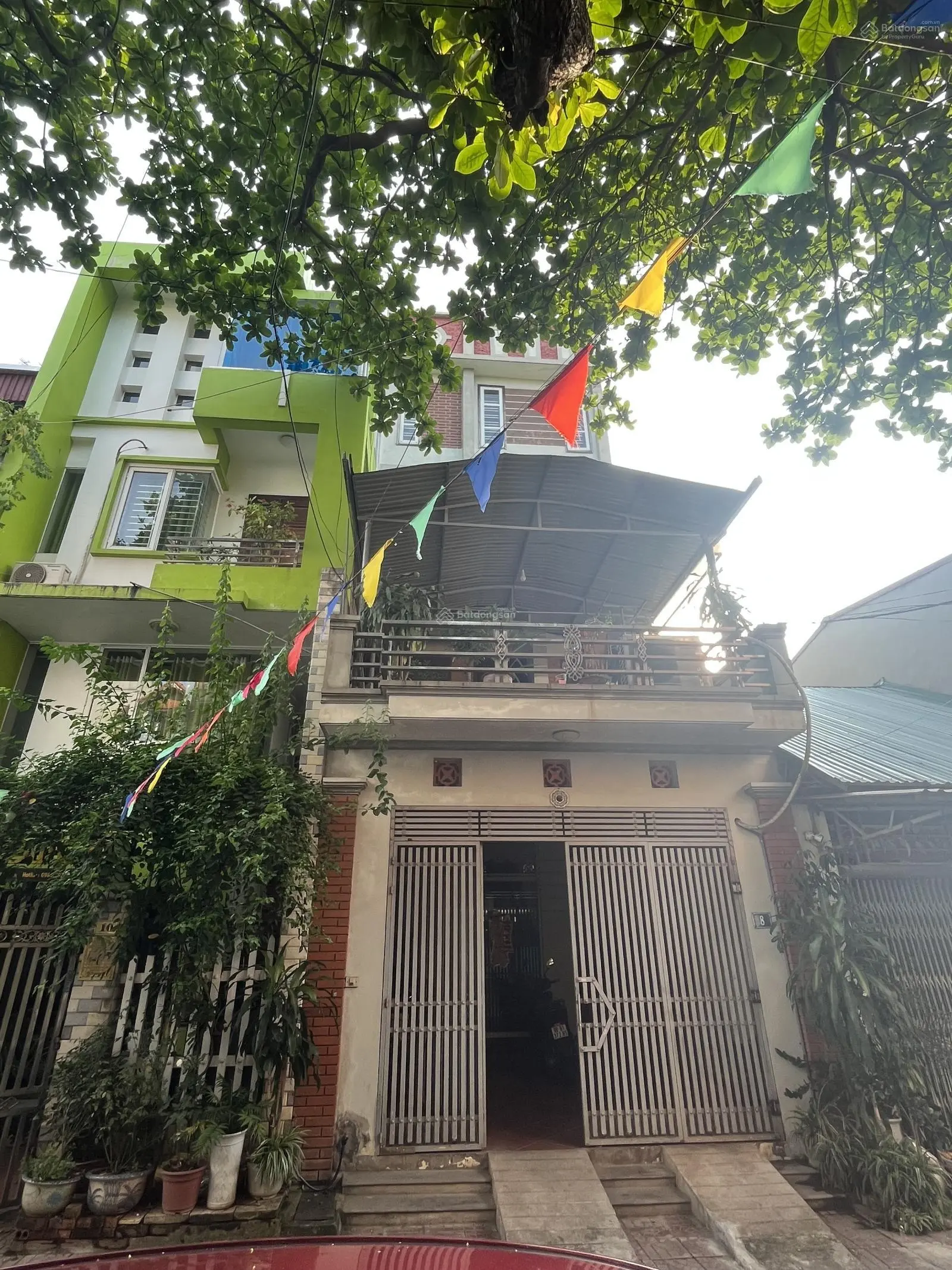 Bán nhà riêng 90m2 4 tầng đủ nội thất, 2 ô tô tránh nhau, hồ sau nhà, 50m ra quốc lộ 2