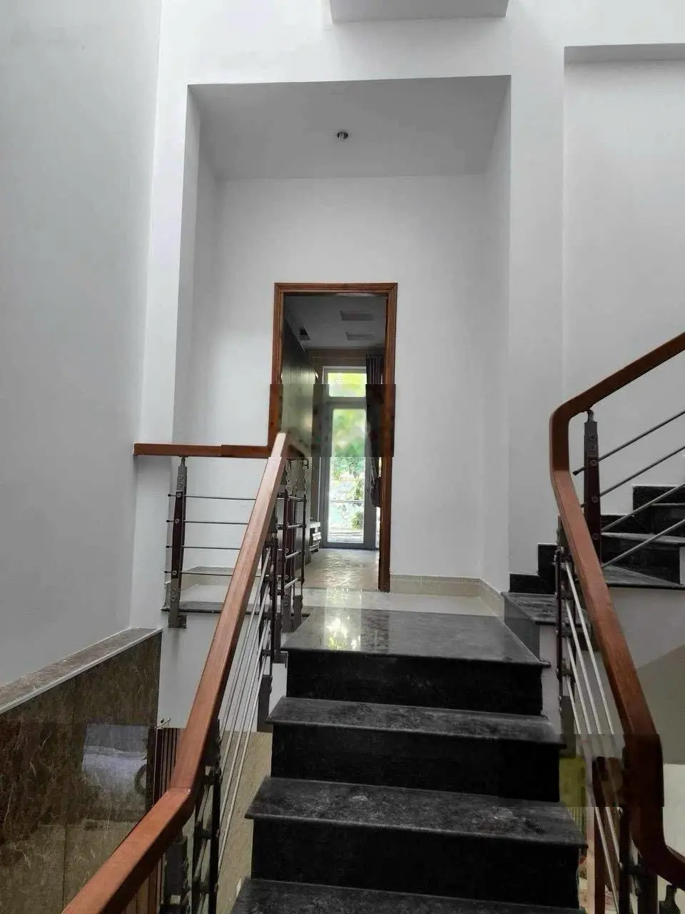 Bán gấp nhà mặt phố Phan Bôi - Cách biển Mỹ Khê 3 phút- Sụp hầm