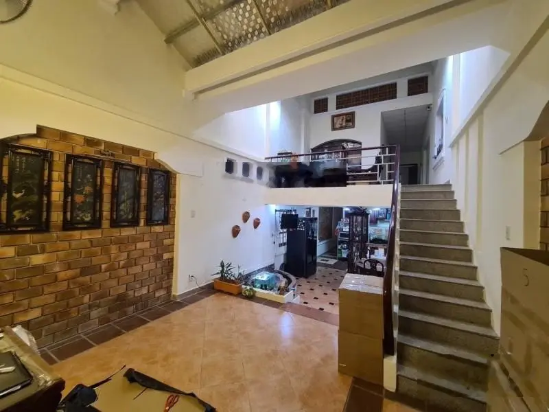 Gấp Bán nhà Hẻm xe hơi đường Thành Thái, Quận 10 - DT Công nhận 122m2 (6.2 x 23) Không Quy Hoạch.