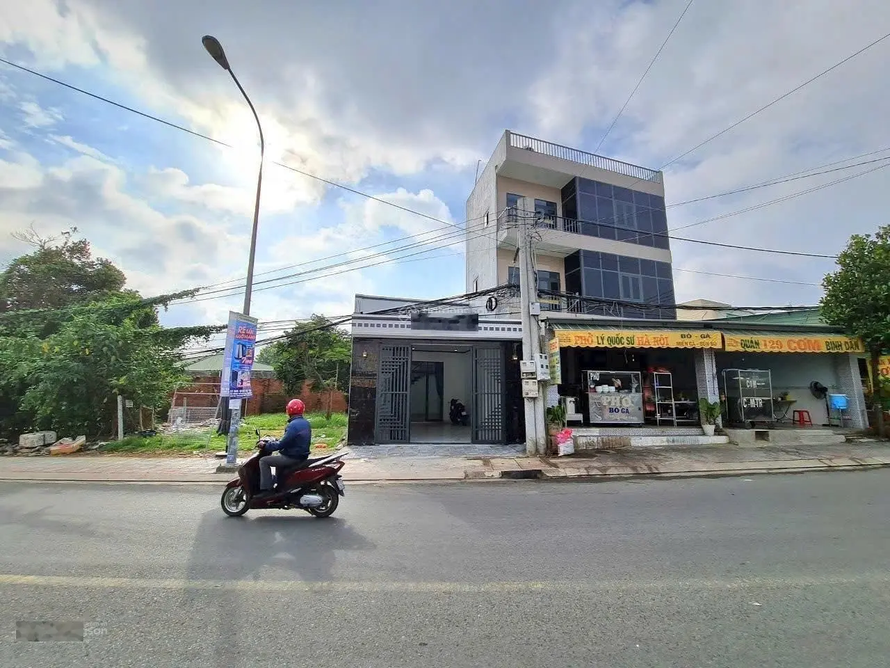 Nhà riêng ngay TTHC TP đang thu nhập 12 triệu/tháng giá 6 tỷ