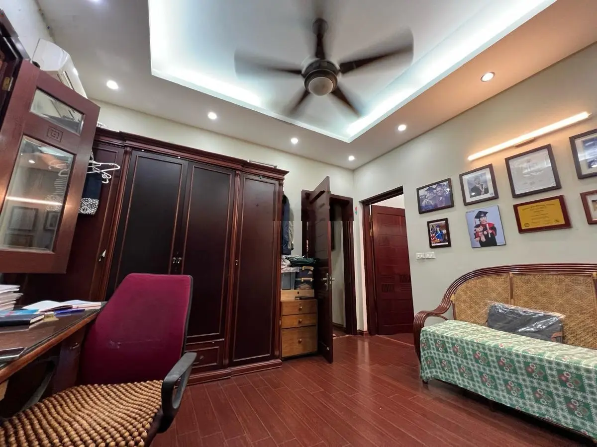 Bán biệt thự 300m2 tại Trần Thủ Độ, Hoàng Liệt, Hoàng Mai, Hà Nội, giá siêu hời 92,9 tỷ
