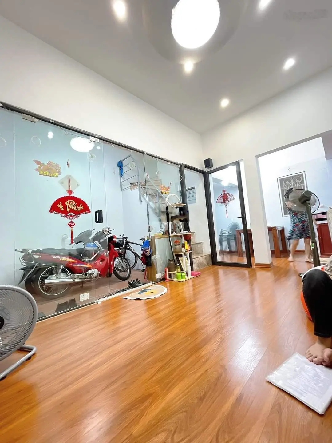 Bán nhà ngõ phố Thị Sáu Quận HBT Hà Nội DT 42m2 5tầng MT 5m giá 5,5 tỷ nhà đẹp ngõ thông thoáng