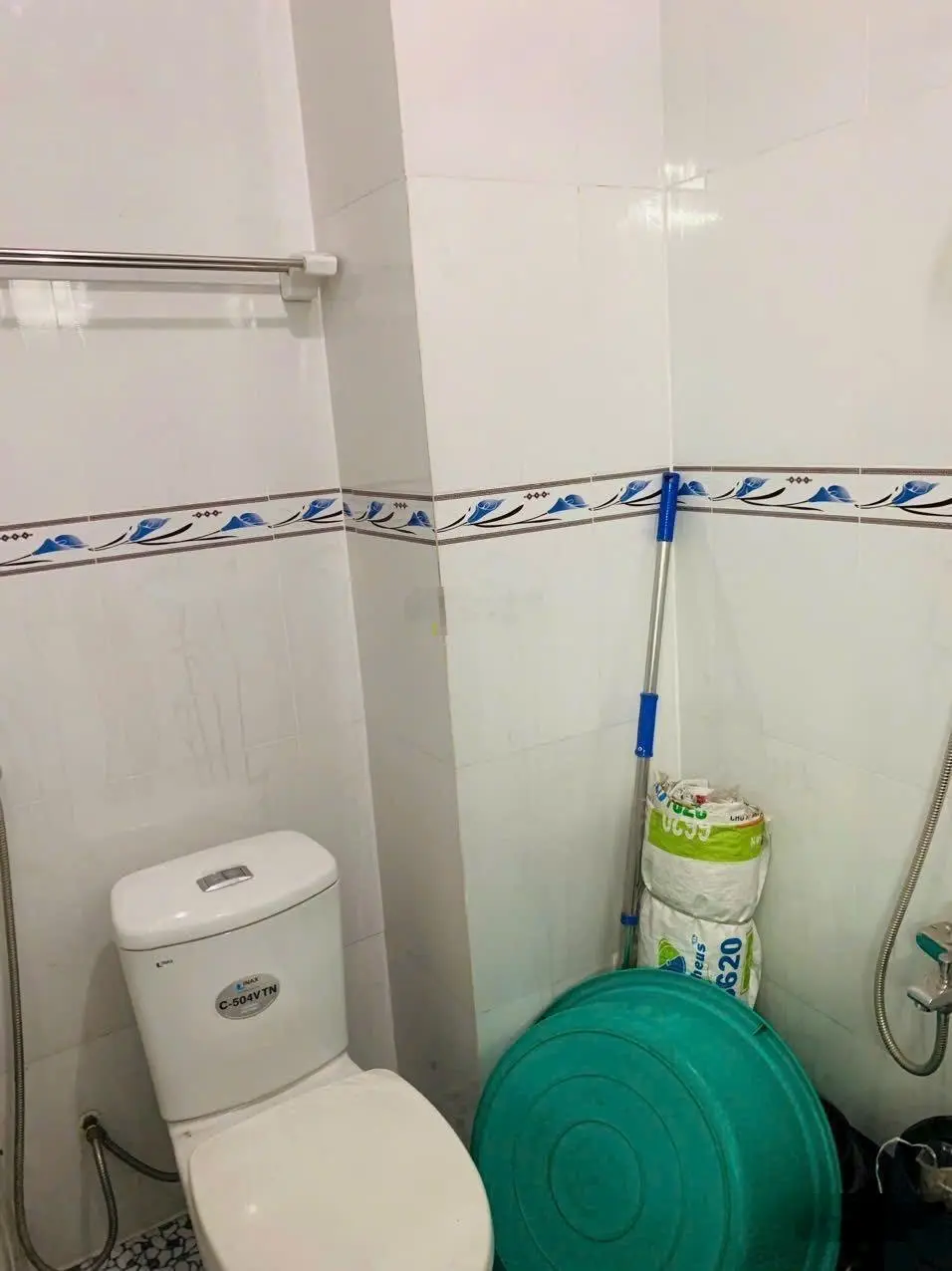 Bán nhà HXH 1trệt 2lầu + sân thượng, 3WC + 4PN, ngay chợ Xuân Hiệp, P. Linh Xuân, sổ hồng hoàn công