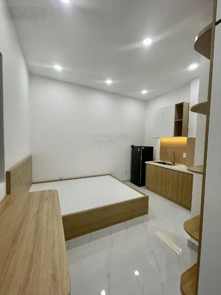 VIP CănHộDịchVụ 5 tầng mới đẹp 7phòng, dòng tiền 25 triệu/th (4.8x17m) Hoàng Diệu 2, Thủ Đức 8,7 tỷ