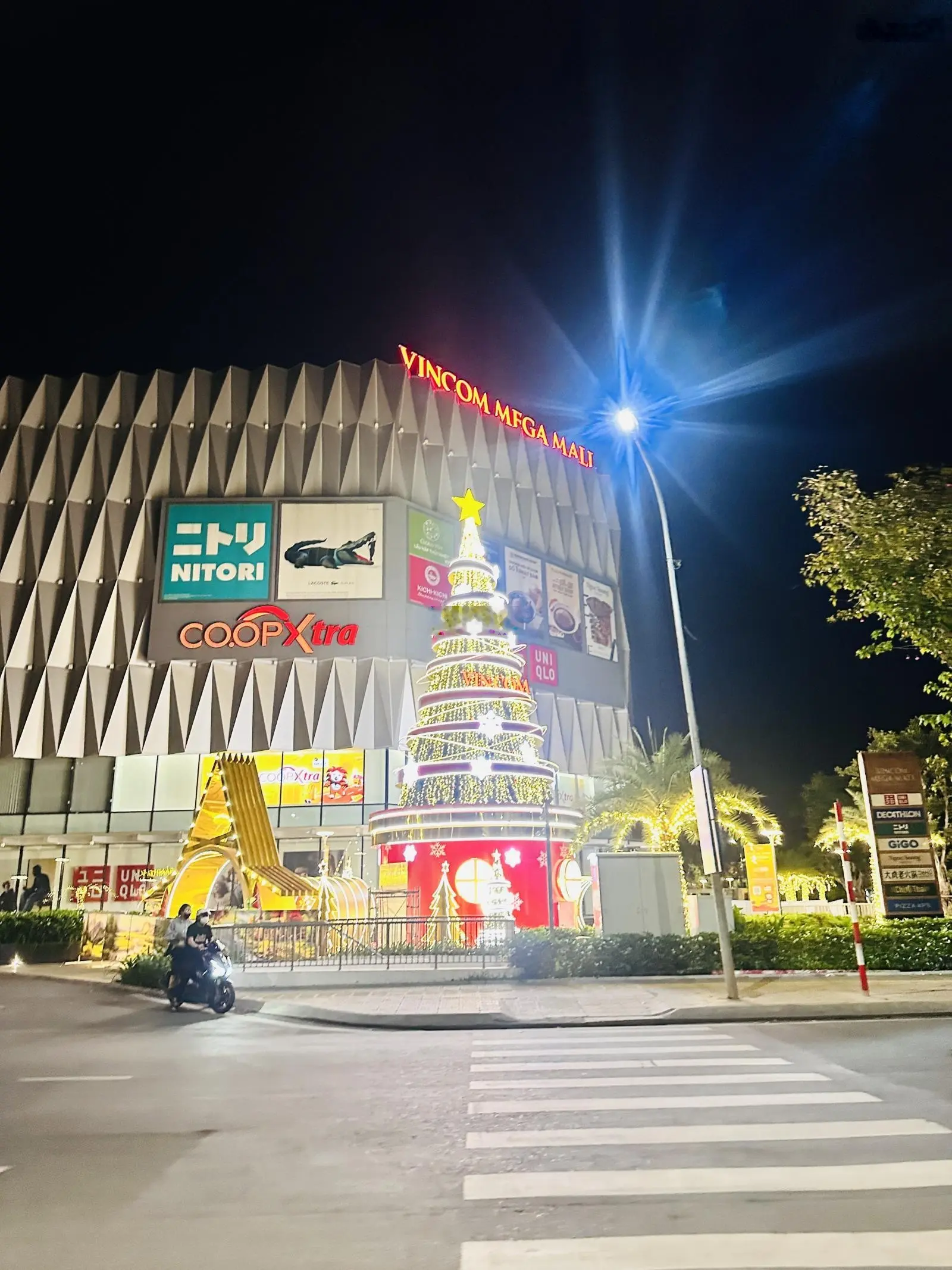 Bán nhanh 1PN + 52m2 The Origami Vinhomes Grand Park giá 1.980 tỷ bao thuế phí. Đơn giá chỉ 38tr/m2