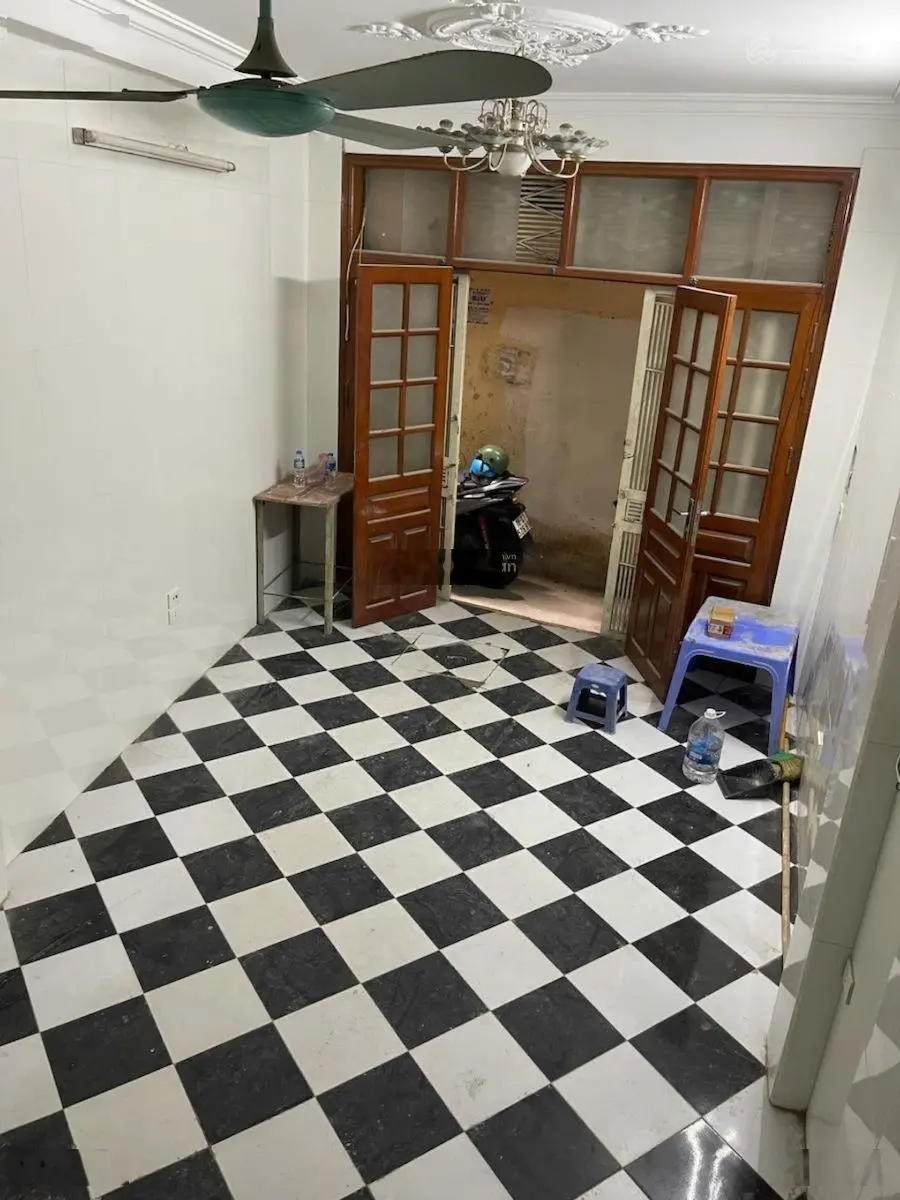 Nhà vị trí ngõ thông 25m ra đến phố Đặng văn ngữ 100m ra Hồ Đắc Di 3,85tỷ 0348 176 ***