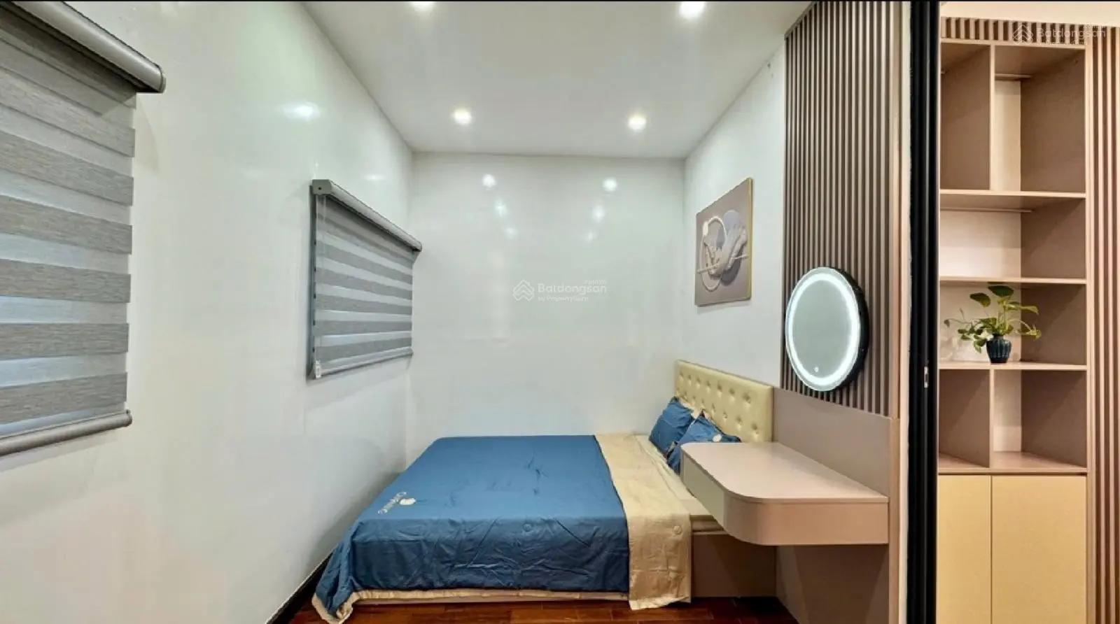 Bán C.C B3 Nguyễn Khánh Toàn 55m2 , 2PN , tặng nội thất xịn, ở ngay, giá 3,68 tỷ