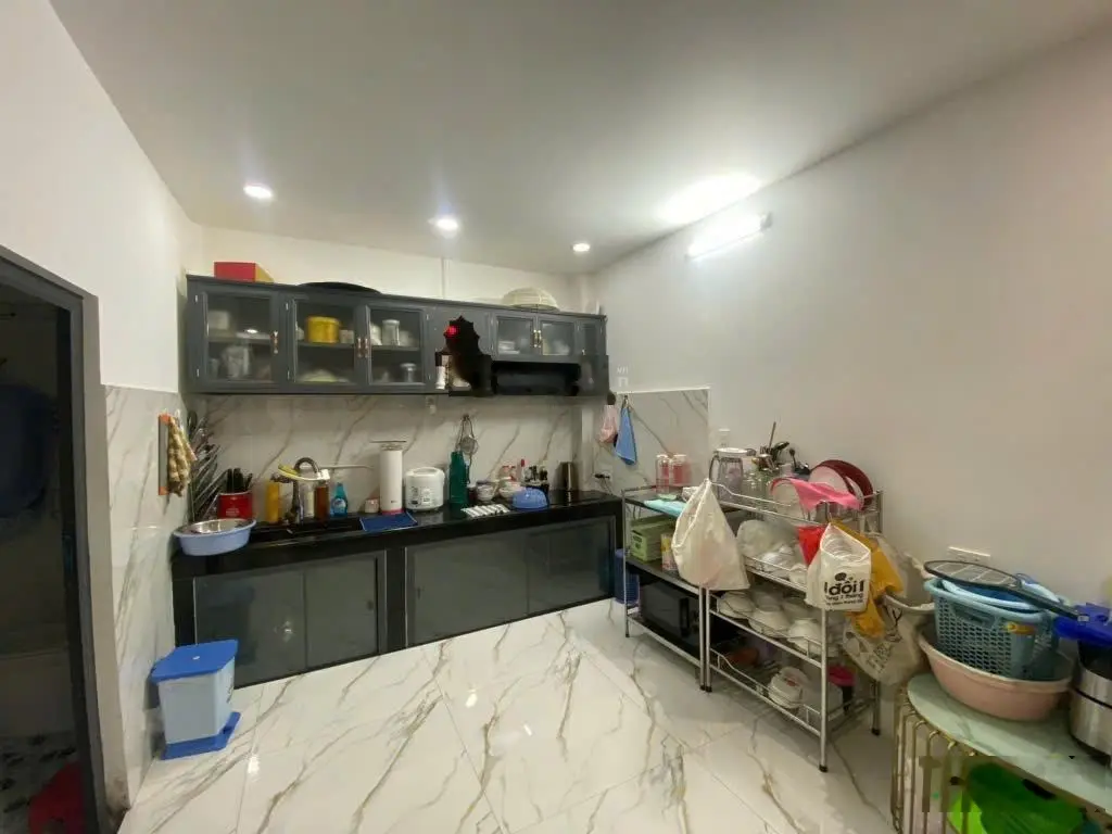 Cần bán gấp nhà Linh Chiểu, Thủ Đức hơn 60m2.
