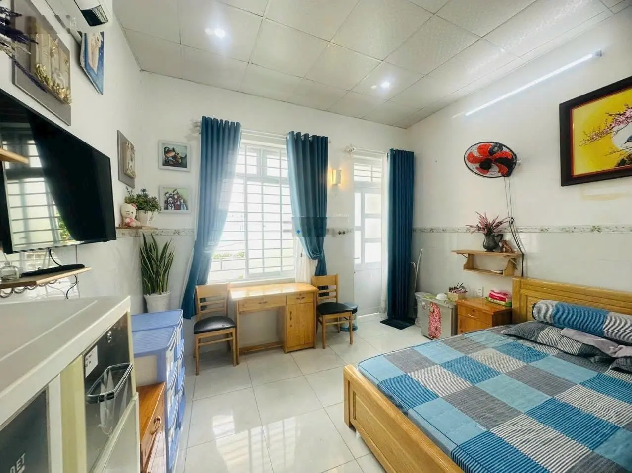 NHÀ CHÍNH CHỦ HẺM 8M , THÀNH THÁI - Phường 13 - Quận 10 . DT : 54m2/4ty6 . Sổ Riêng , 1 trệt 2 lầu