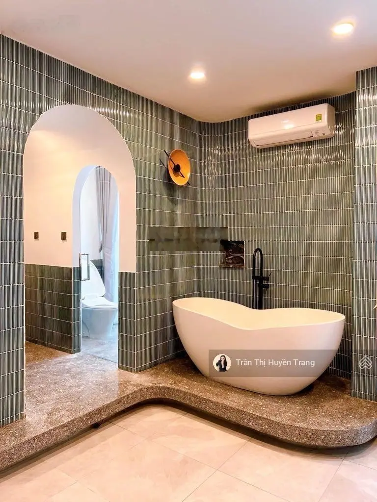 Ba Đình 70m 6 tầng thang máy, ngõ thông ô tô tránh, gara 2 xe 7 chỗ, 5 ngủ khép kín 23 tỷ