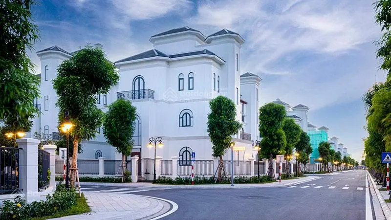 Tài chính 20 tỷ có nên đầu tư bất động sản tại Vinhomes Ocean Park 1 2 3 trong năm 2025 hay không?