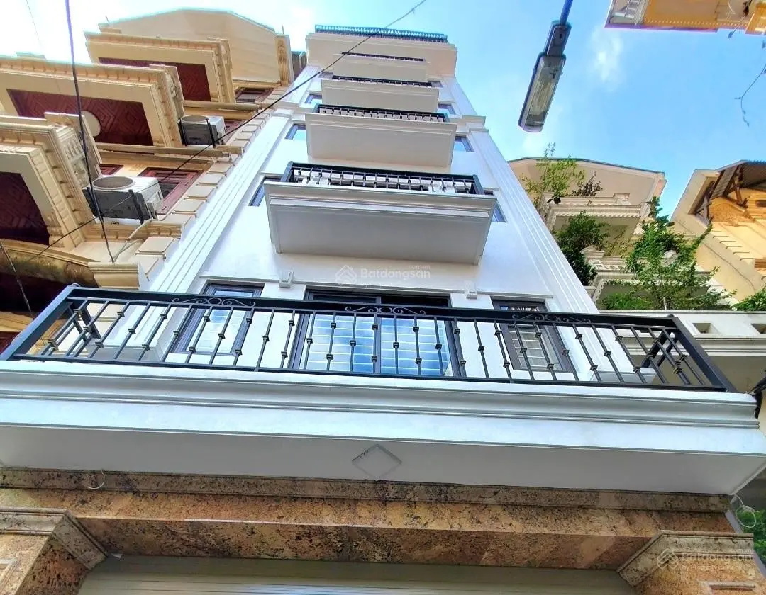 Bán nhà Đội Cấn Ba Đình mặt ngõ 279 Đội Cấn ô tô chạy kinh doanh vỉa hè 6T thang máy 63m2 25.9 tỷ