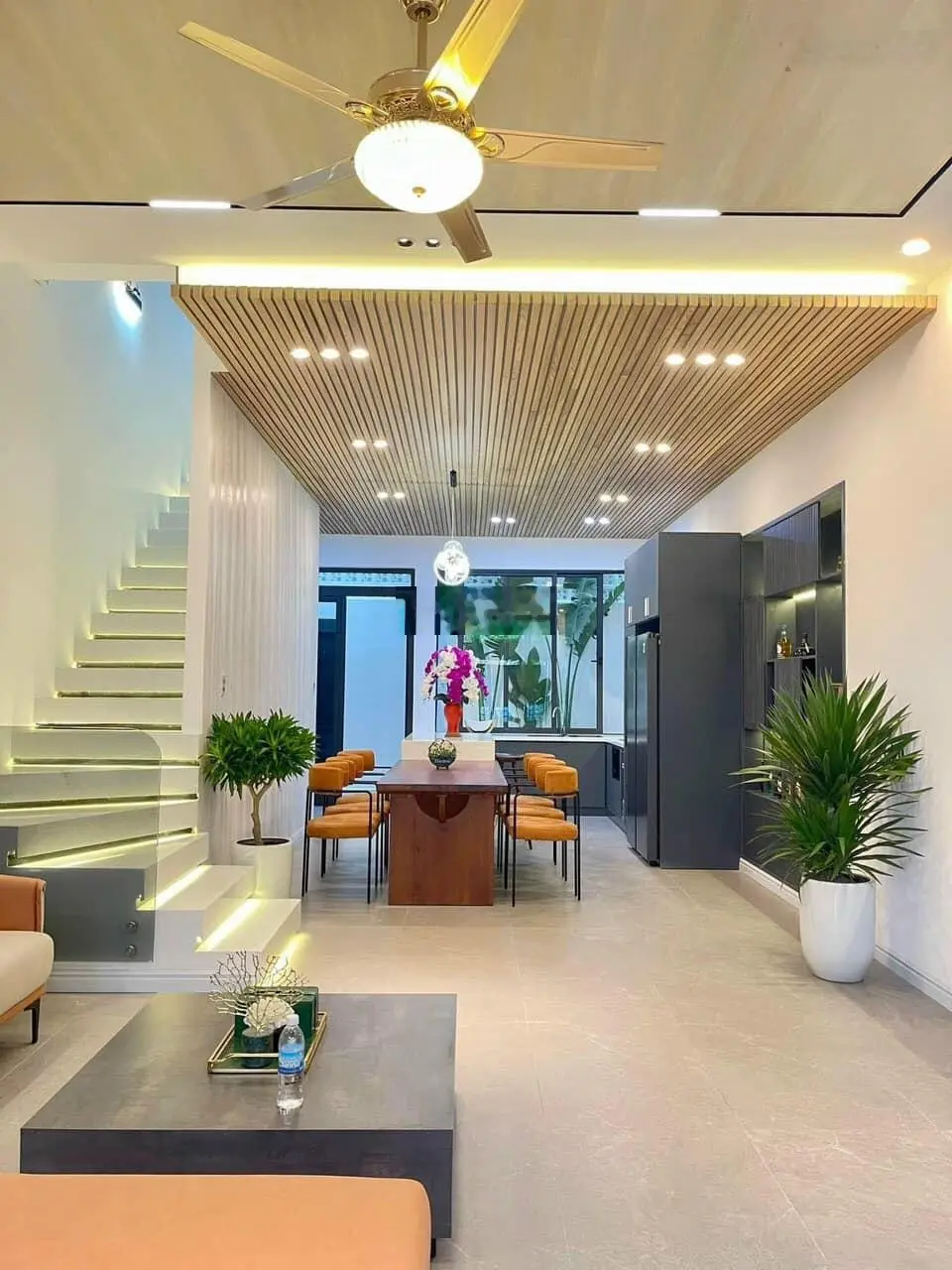 Bán gấp nhà Sư Vạn Hạnh, Phường 12, Quận 10, Giá 3 tỷ 280, Diện tích 62.15m2