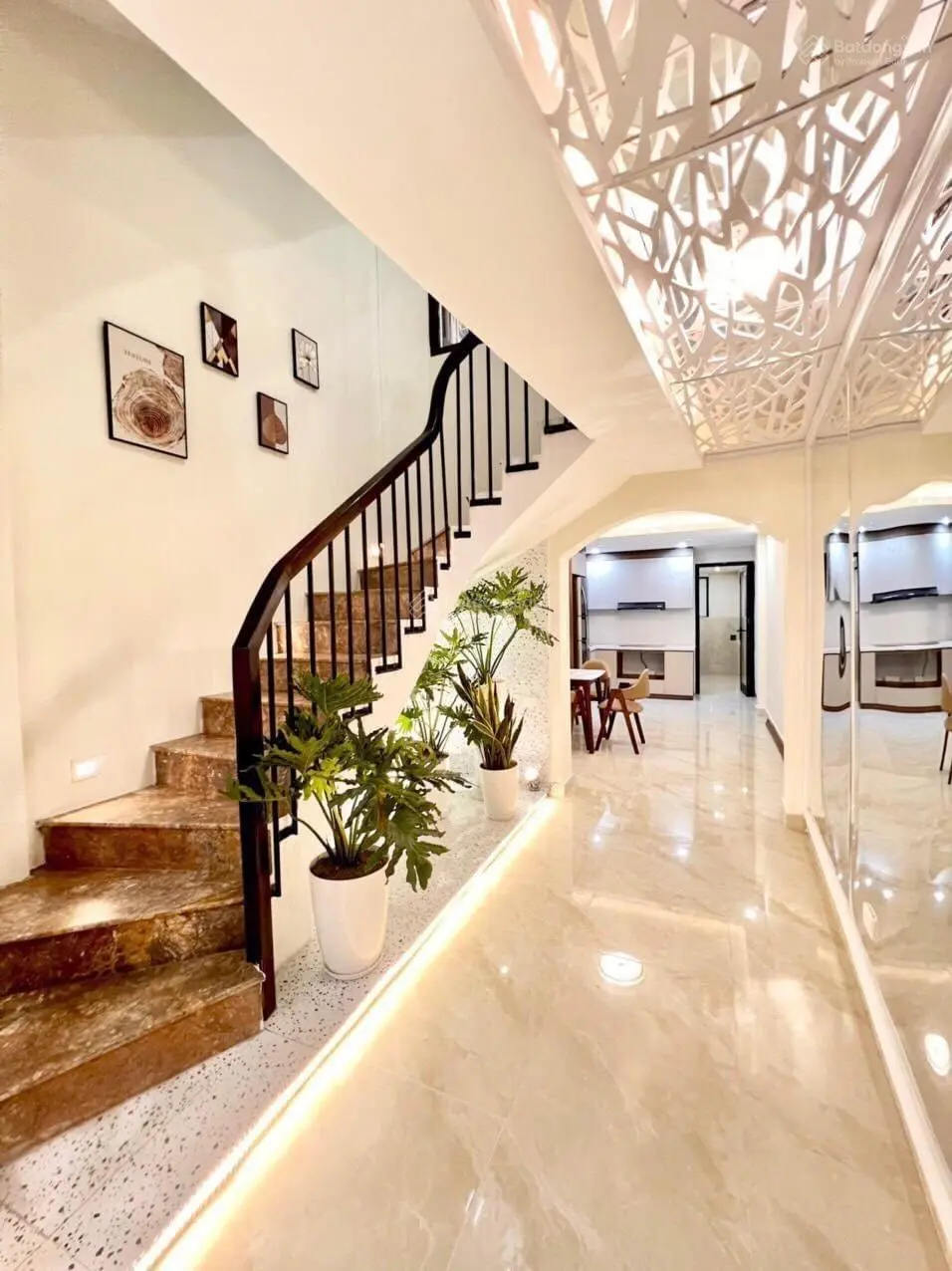 Bán nhà Giáp Bát Hoàng Mai Hà Nội DT 29m2x6T giá hơn 4 tỷ