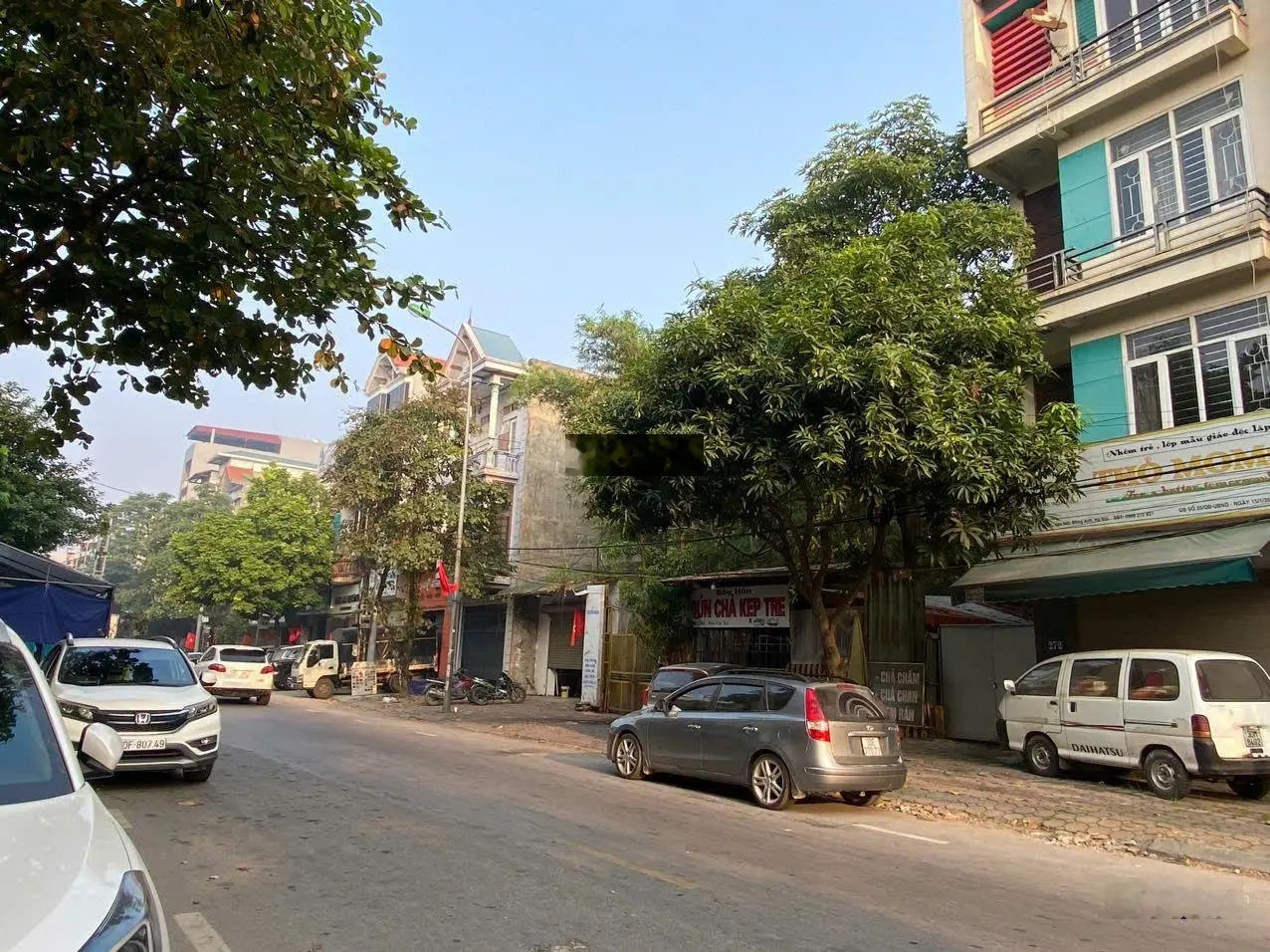 Bán nhà 75m2 x 4 tầng mặt phố Vân Trì về ở ngay