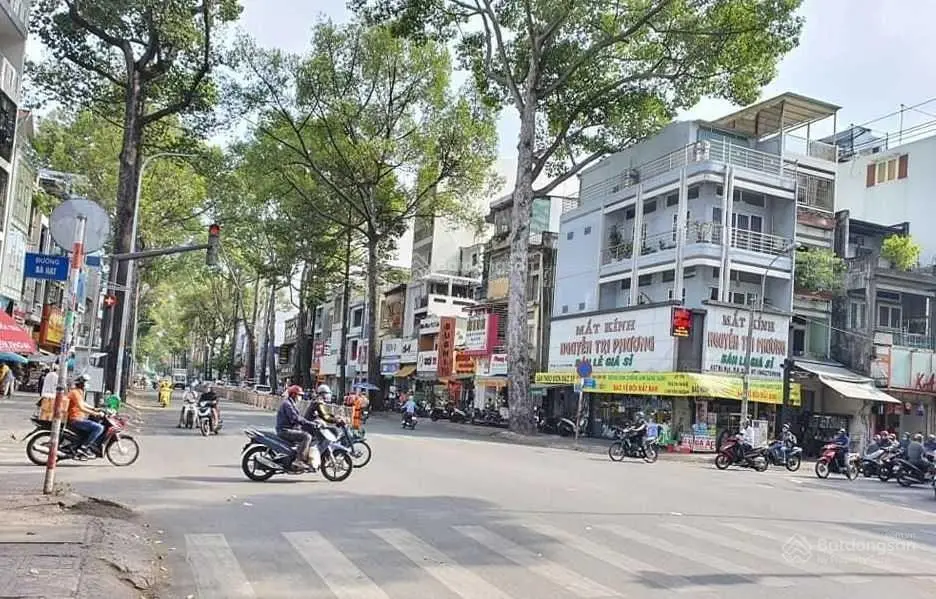 Chủ ngộp! Góc 2 MT Nguyễn Tri Phương -6x20m- 6 tầng thang máy -HDT 180 triệu -Giảm sâu 37 tỷ