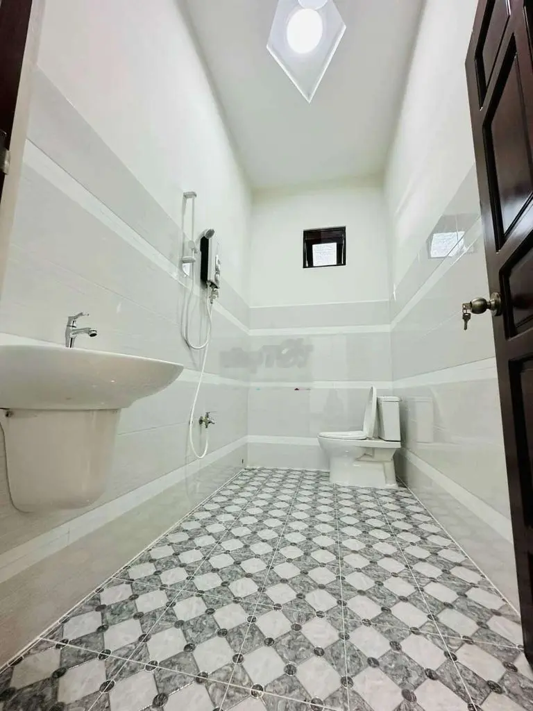 Nhà phường 6 và 22 phòng trọ 715 M² TP Bến Tre