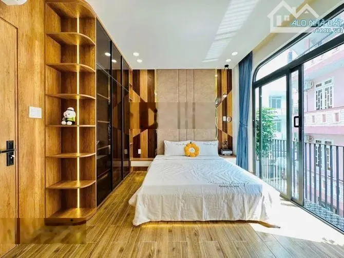 Bán gấp nhà hẻm ôtô kinh doanh Nguyễn Tri Phương, p9, Quận 10 siêu hiếm, 86m2/3tỷ 250tr ,SHR.