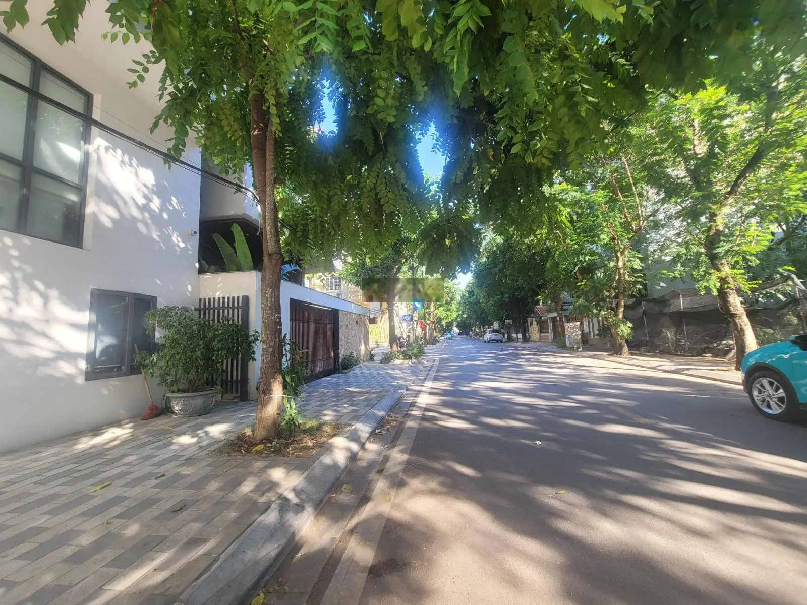 Rẻ đẹp nhất phố Võ Chí Công, phân lô, tầng hầm, thang máy, 3 ô tô tránh, vỉa hè, KD, quận Tây Hồ