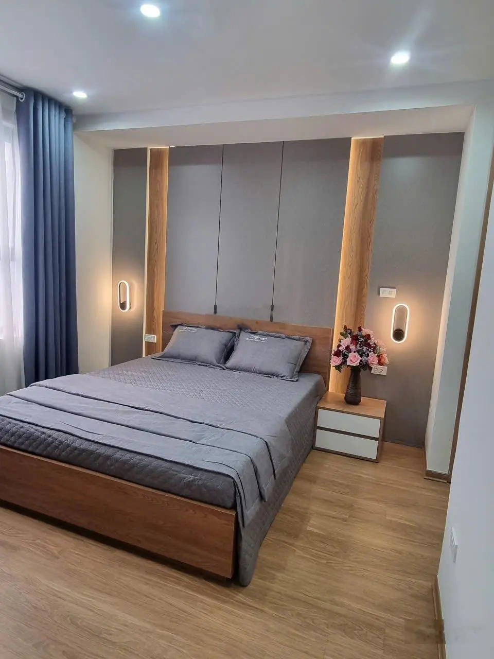 Mình bán căn 2N-70m2 giá rẻ - nhà full NT - có sổ - hướng mát; Khách thiện chí mua thì liên hệ mình