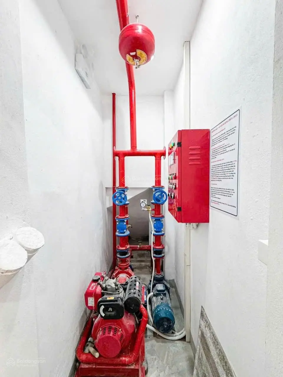 Bán nhà dòng tiền tại Cổ Nhuế Bắc Từ Liêm Hà Nội giá 11,5 tỷ.