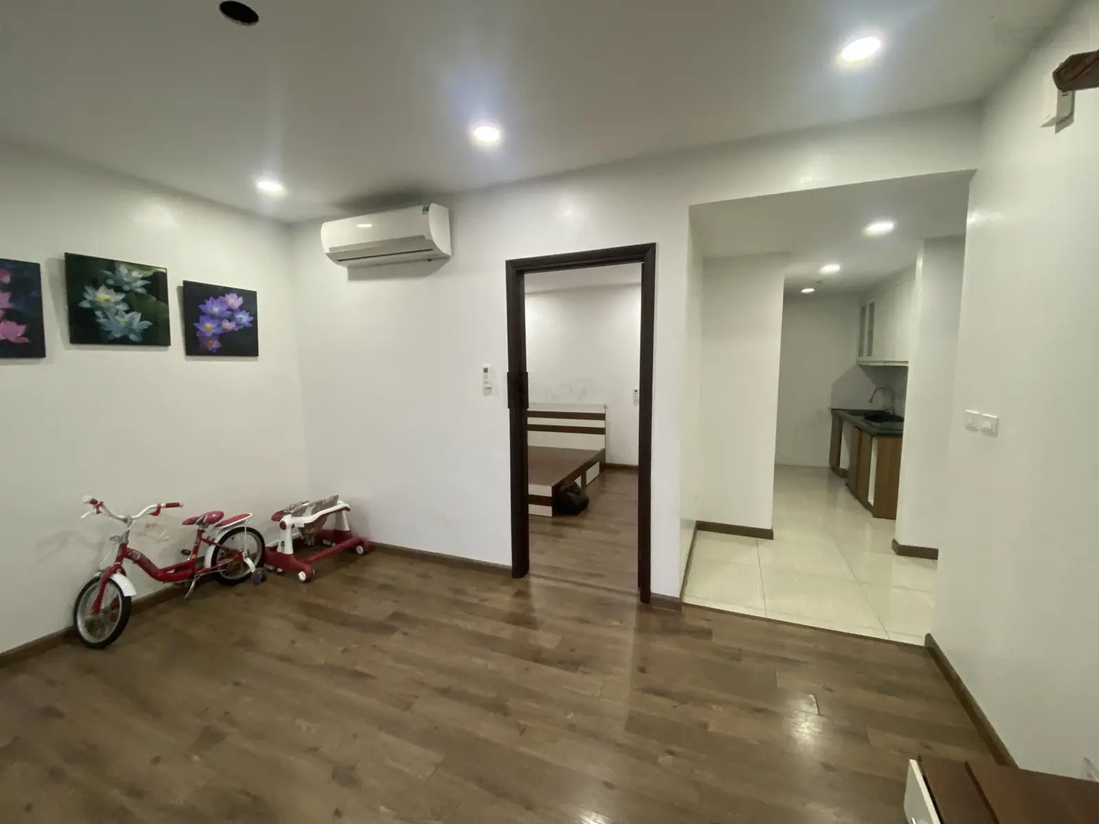 Bán gấp căn 2N1WC Hateco Xuân Phương 62m2 có đồ sổ đỏ sang tên công chứng ngay