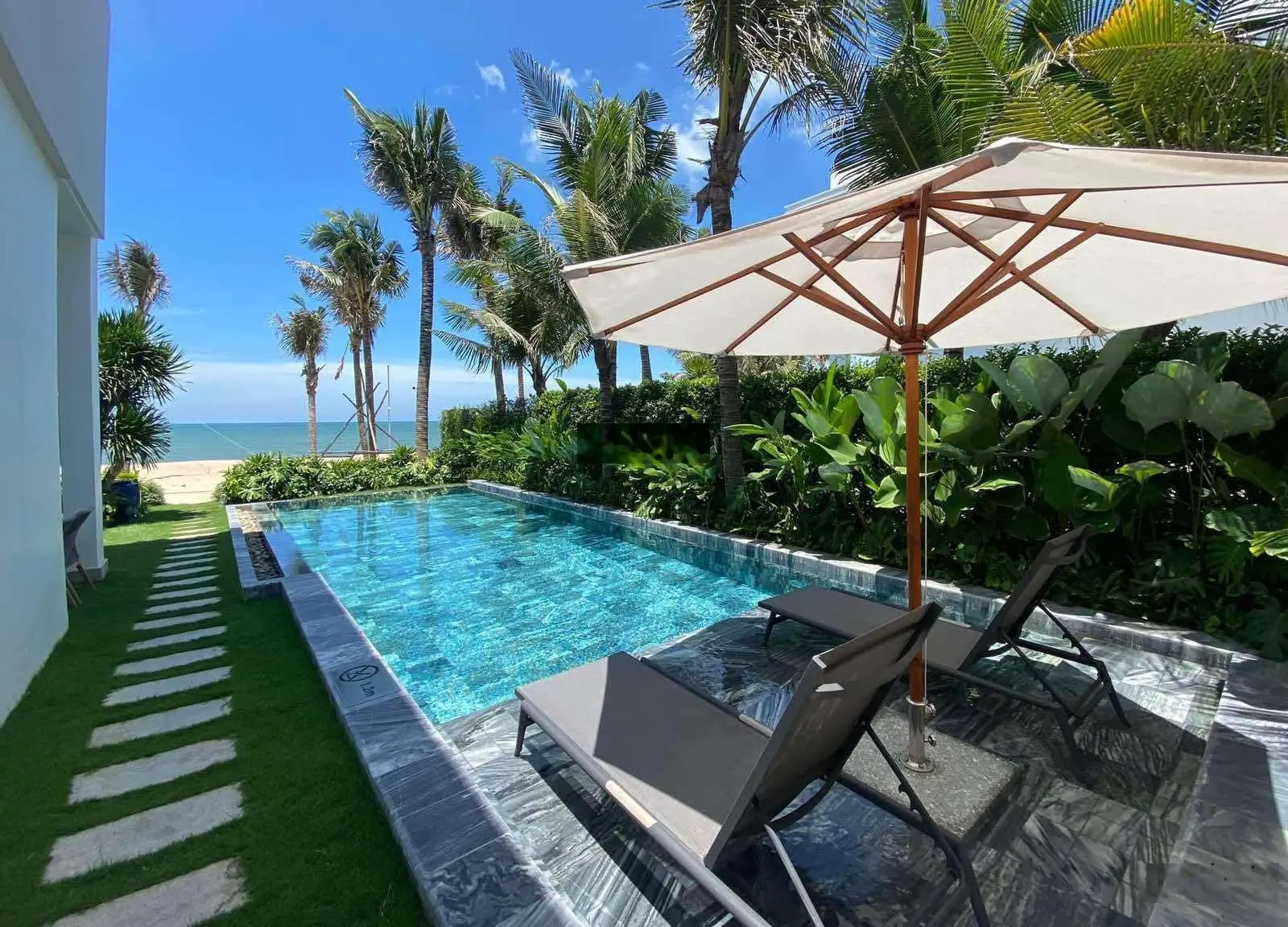 Còn 1 căn Villa mặt tiền biển Angsana - Banyan Tree Hồ Tràm 5*, nhận villa sử dụng ngay