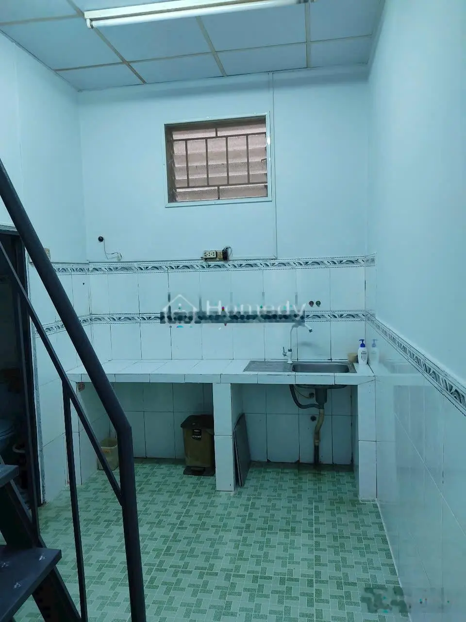 Cần bán gấp nhà Bình Chánh, diện tích 56 m2 còn thương lượng