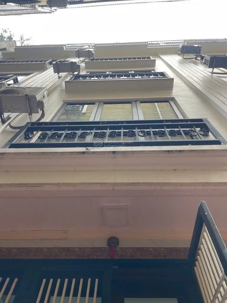 Chỉ ~8 Tỷ! Nhà phân lô Lê Đức Thọ. DT 39m2* 5 Tầng* MT đẹp. Ngõ thông rộng* Gần phố* Nhiều tiện ích