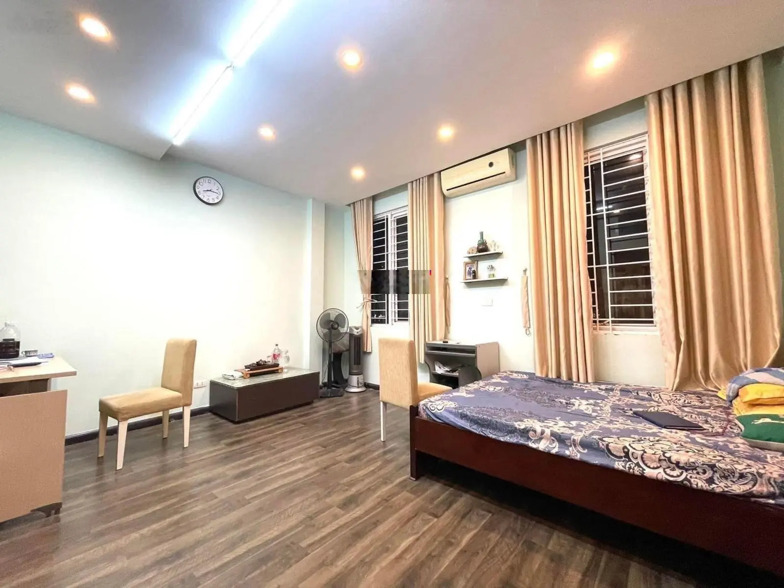 Bán nhà Trung Tâm Đống Đa Trần Quang Diệu Vip Đống Đa Ô Tô Con Lùi Cửa 20M Ra Ô Tô Tránh Nhà Đẹp