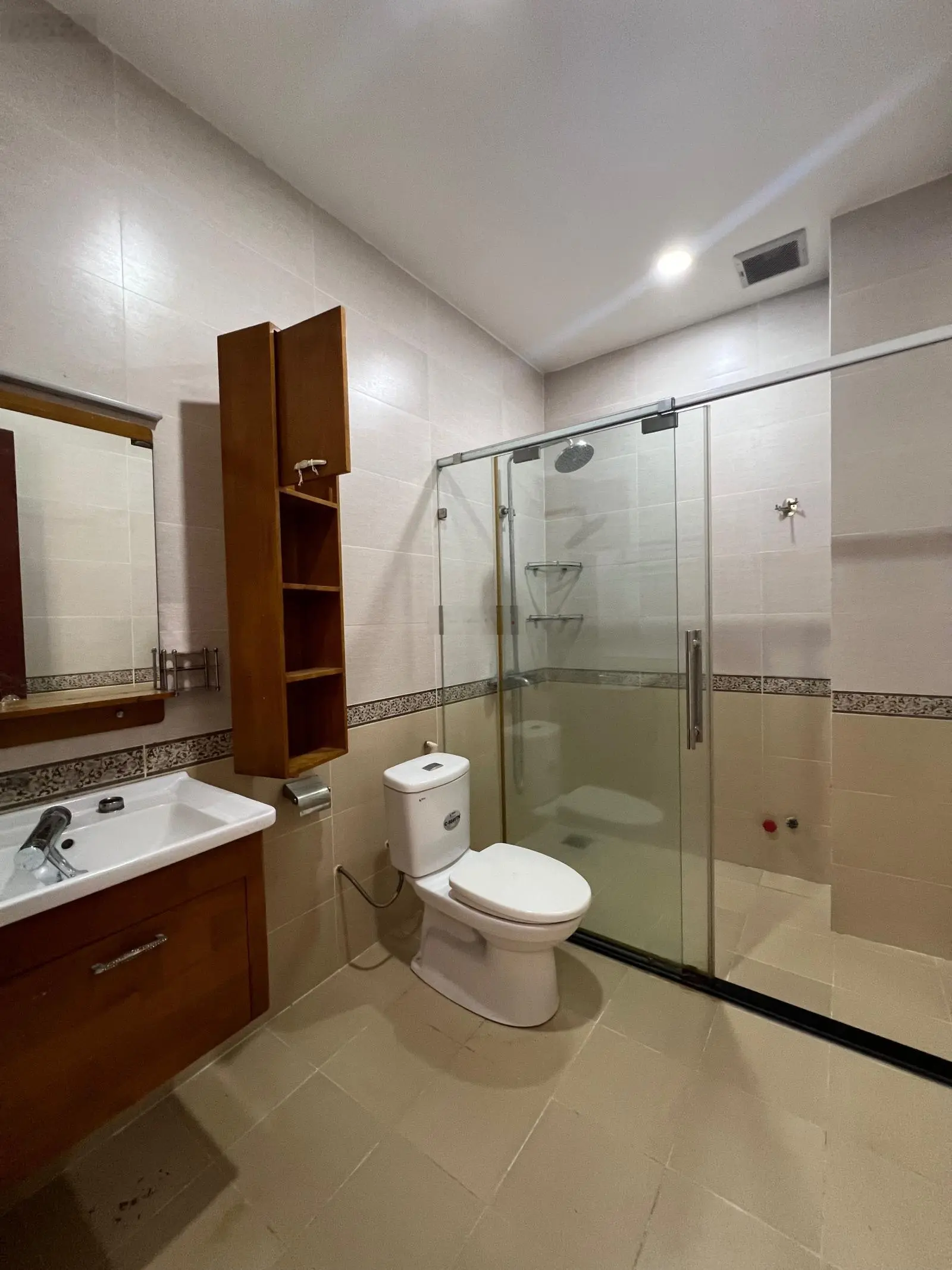 Bán KDC Đại Phúc Green Villas, đường Phạm Hùng. DT: 100m2. Giá: 11 tỷ (TL). Thuê: 20tr/tháng